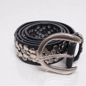 Bälte  - Bälte i bra skick utan defekter  Köpt i secondhand men säljer då det inte passar Storlek: 95 Cm 