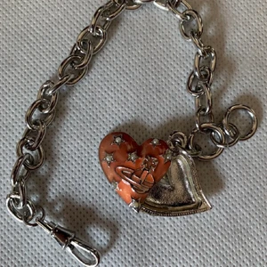 Vivienne Westwood Orange Armband - Kolla min samlade annons för mer info❤️ inte äkta