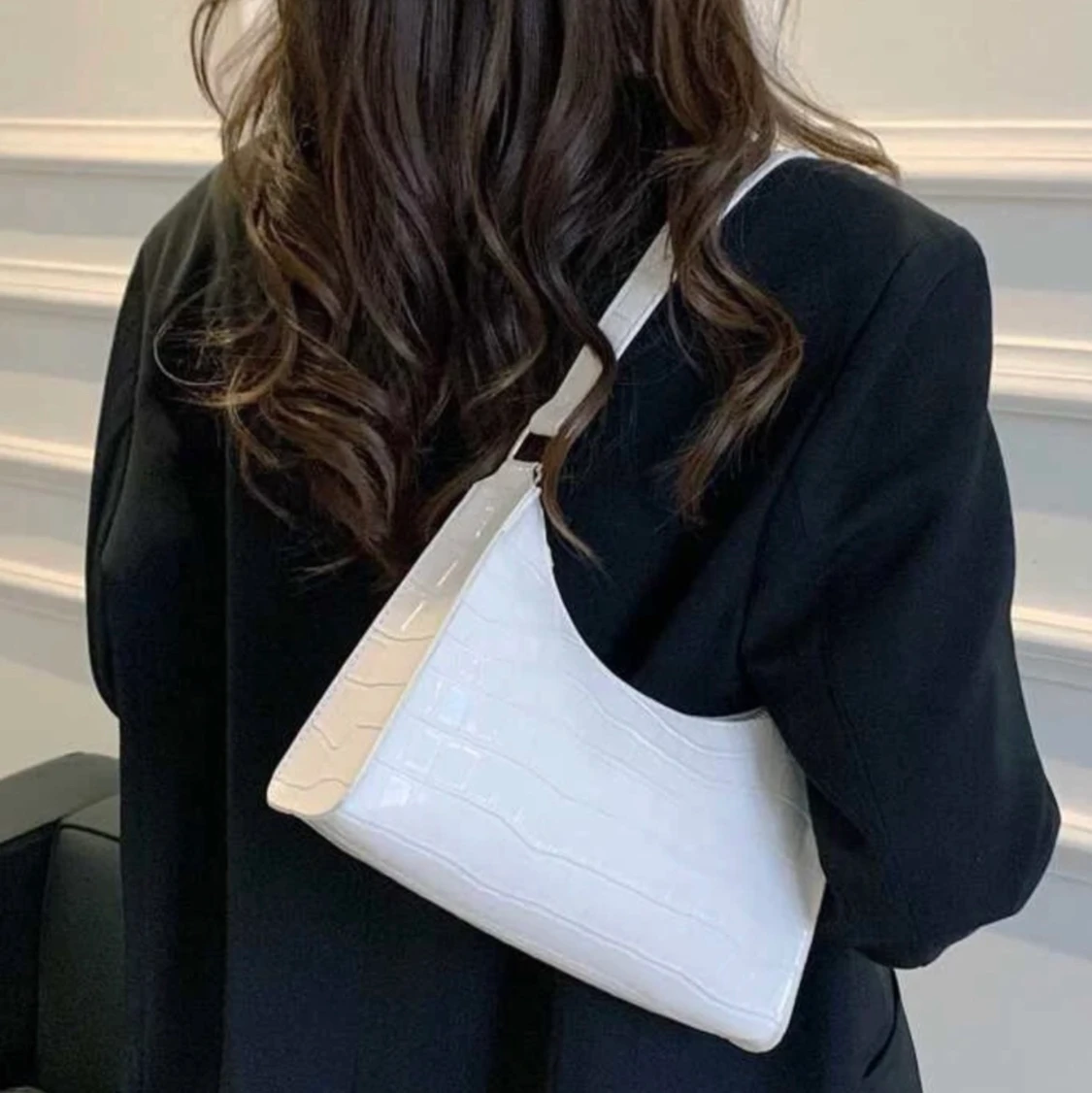 Vit axelväska - 90