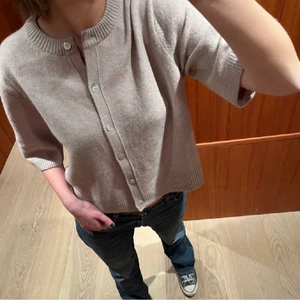 &other stories kofta - Storlek S💗💗 lånad bild