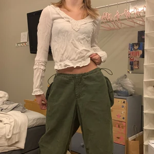 Mormor blus, jättefin  - Fin vit mormor blus, säljer pga använder inte:(