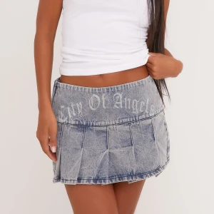 Kjol - Fin kjol från EGO! Jätte fin! Är för liten för mig:( oanvänd! 