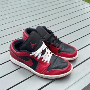 Jordan 1  - Röda Jordan 1 