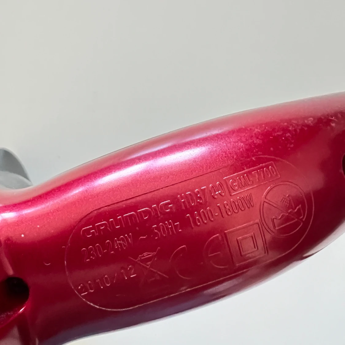 Röd Grundig HD 3700 hårtork - 91