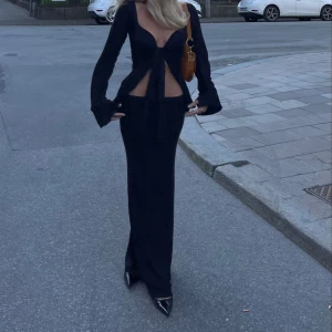 Maddy Blouse - Design By Si - Jättefin blus från Design By Si ⚡️🤍 (bilderna lånade från pinterest)