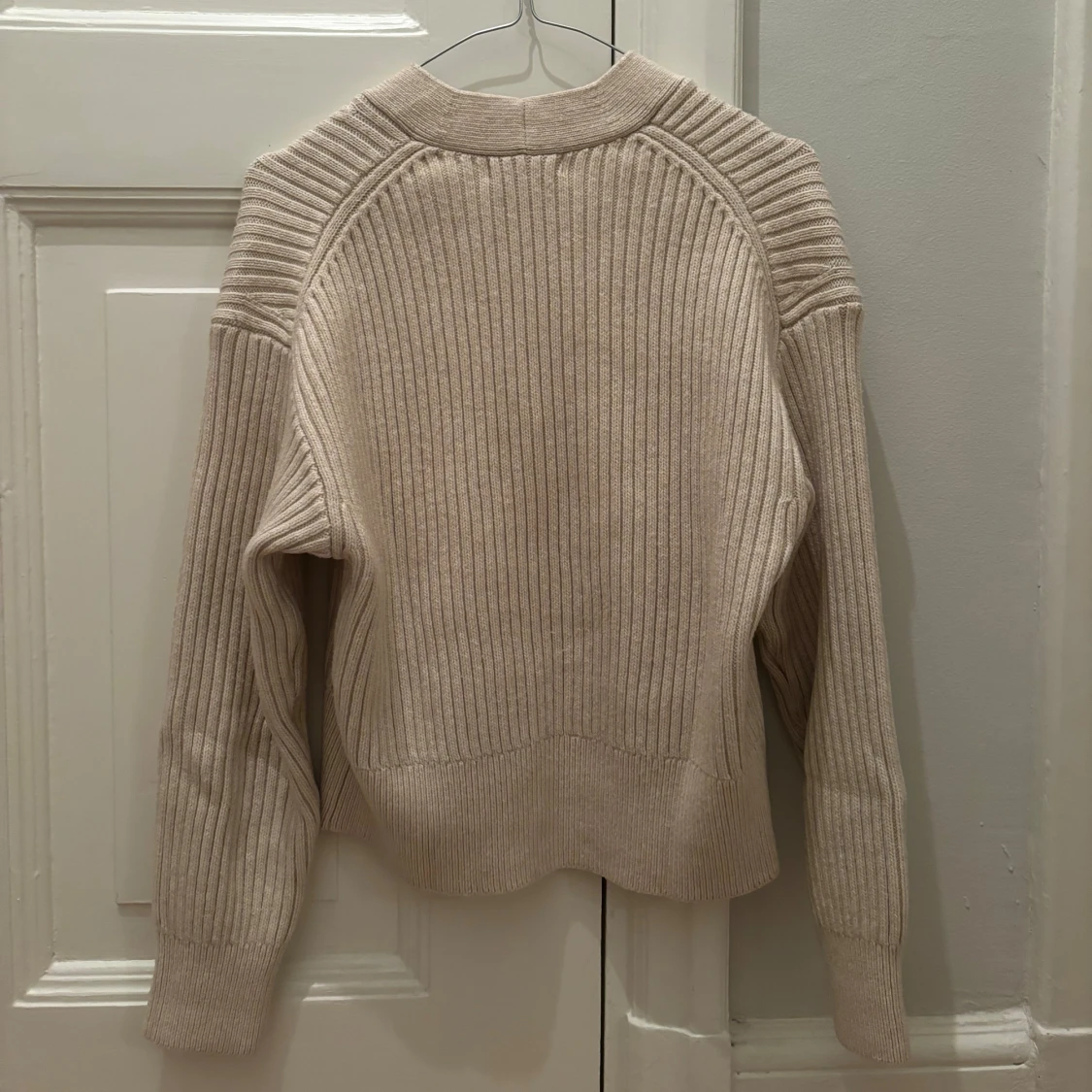 Beige kofta från H&M - 90