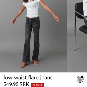 Gina Young Botcut jeans - Jag säljer mina mörkgråa botcut jeans från Gina Young för att jag har växt ur dom. Dom är lite slitna längst ner och på knäna men det är inget man tänker på. Dom är även helt slutsålda. Pris går att diskuteras. Skriv om ni har frågor💕