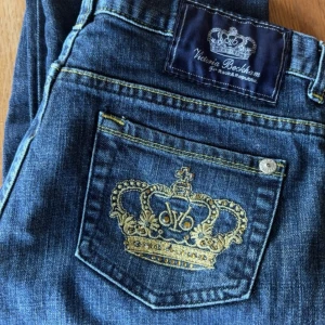 Victoria Beckham jeans  - Snygga Victoria Beckham jeans i w28 L33. nyskick 