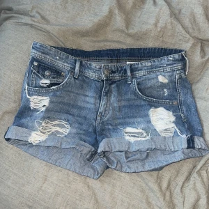 Lågmidjade shorts - Lågmidjade jeans shorts 
