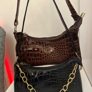 Väskor - Knappt använda väskor