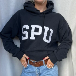 Champion Hoodie!  - Klicka ej på köp nu! 🌸🥂