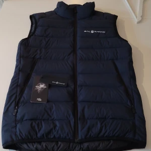 Sail racing väst - Storlek 160cm använd 2-4 gånger, skick som ny 