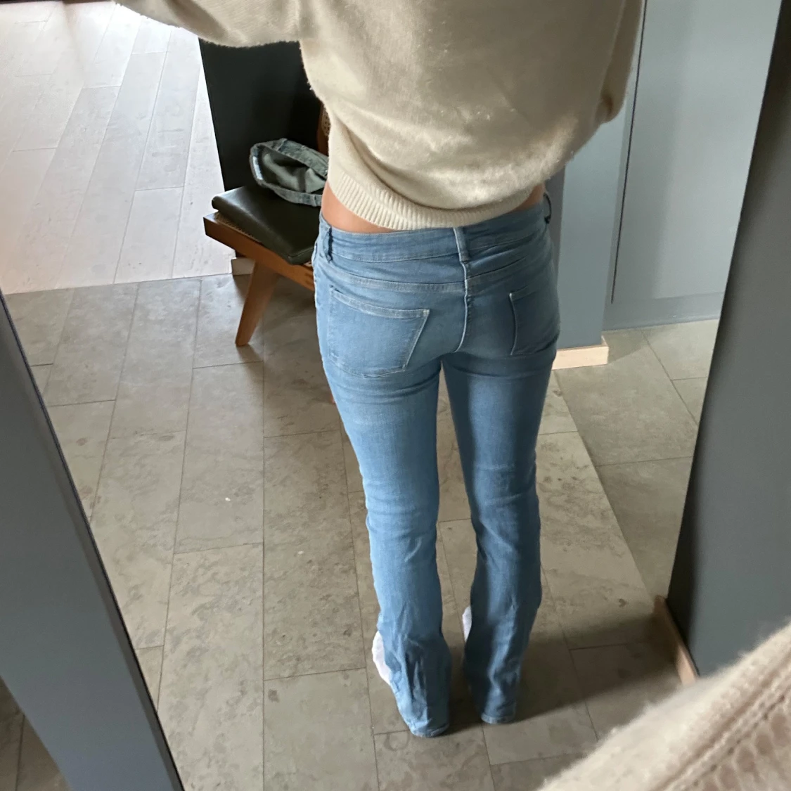 Ljusblå bootcut jeans - 92