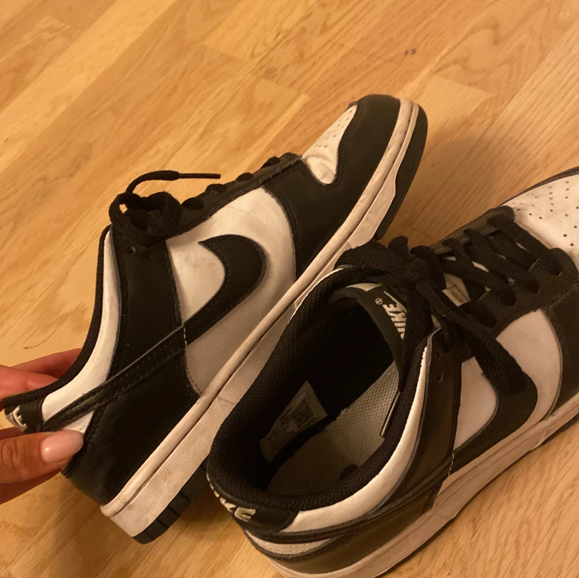 Nike panda dunks - 91