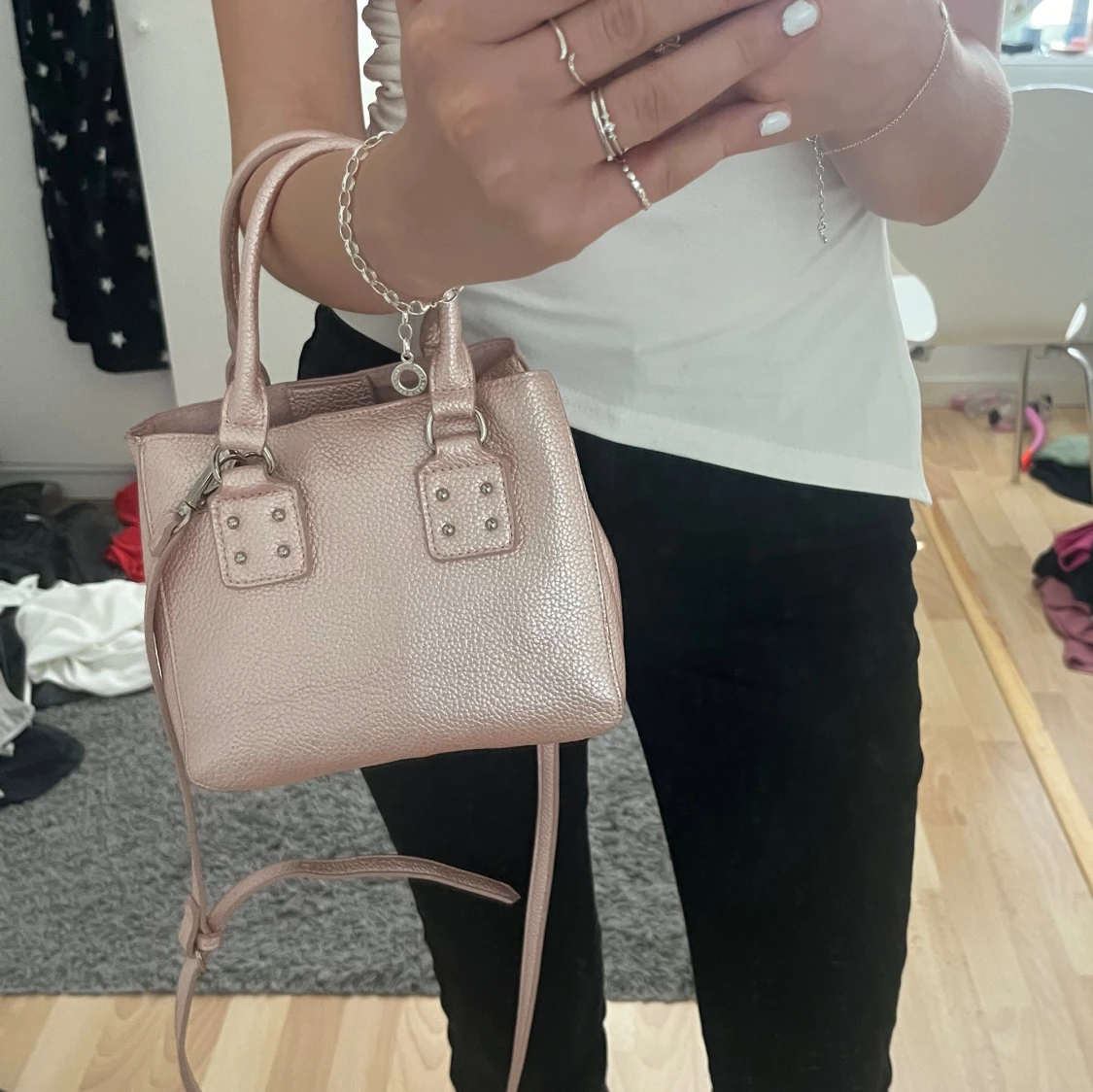 Ljusrosa glimrig Steve Madden väska!!