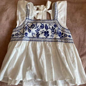 Blus  - En söt blus från SHEIN 