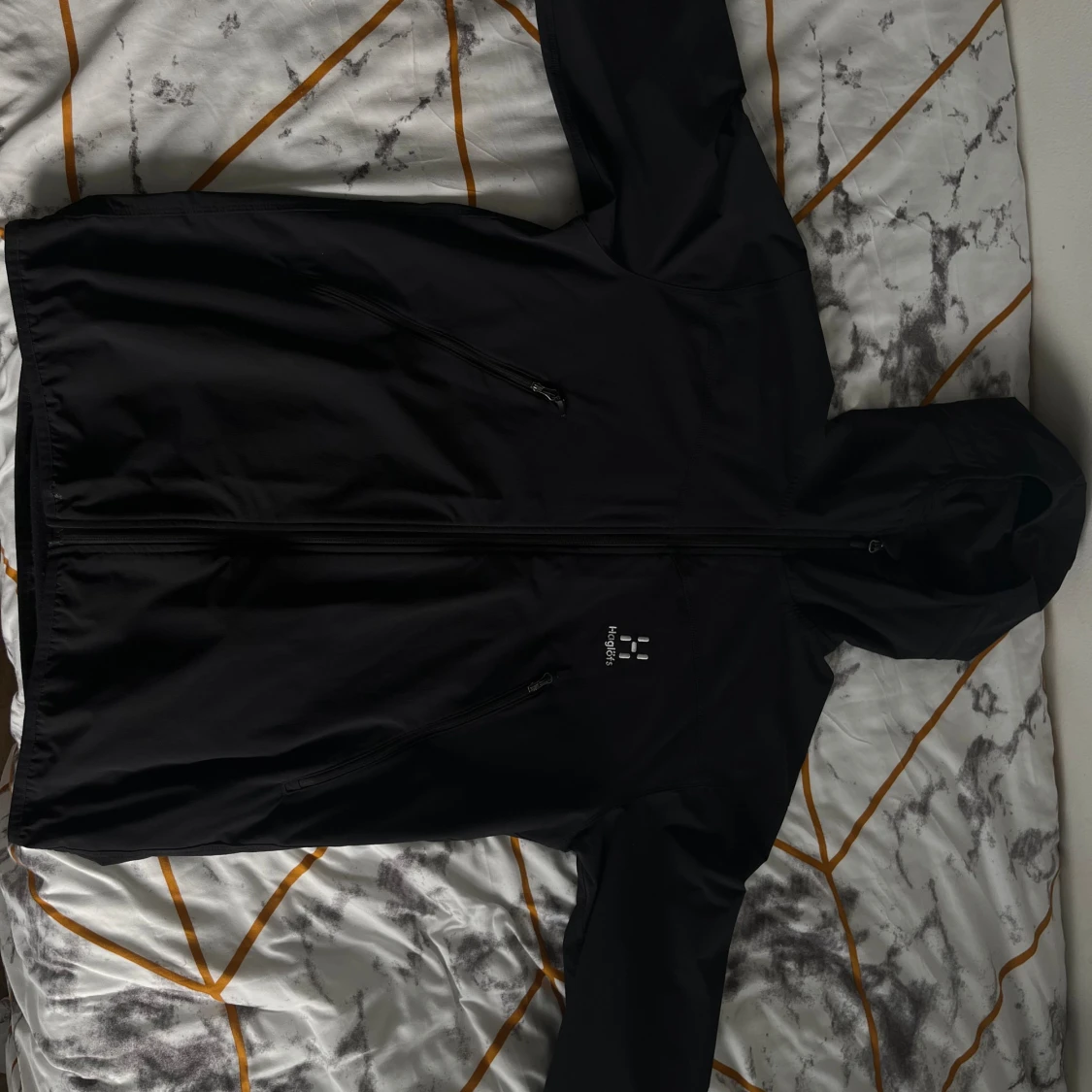 Svart jacka från Haglöfs - 91