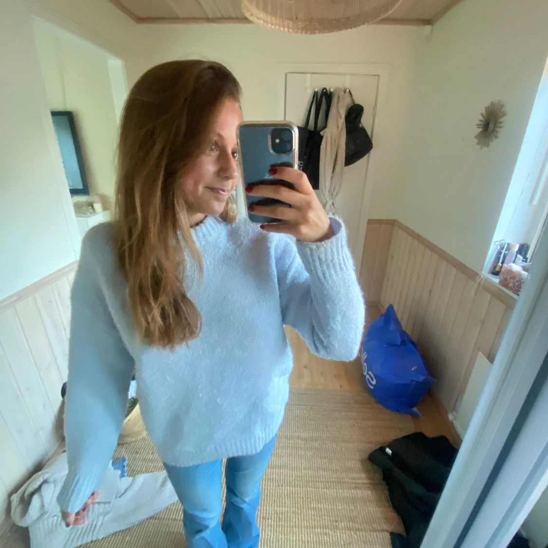 Blå stickad tröja!❤️