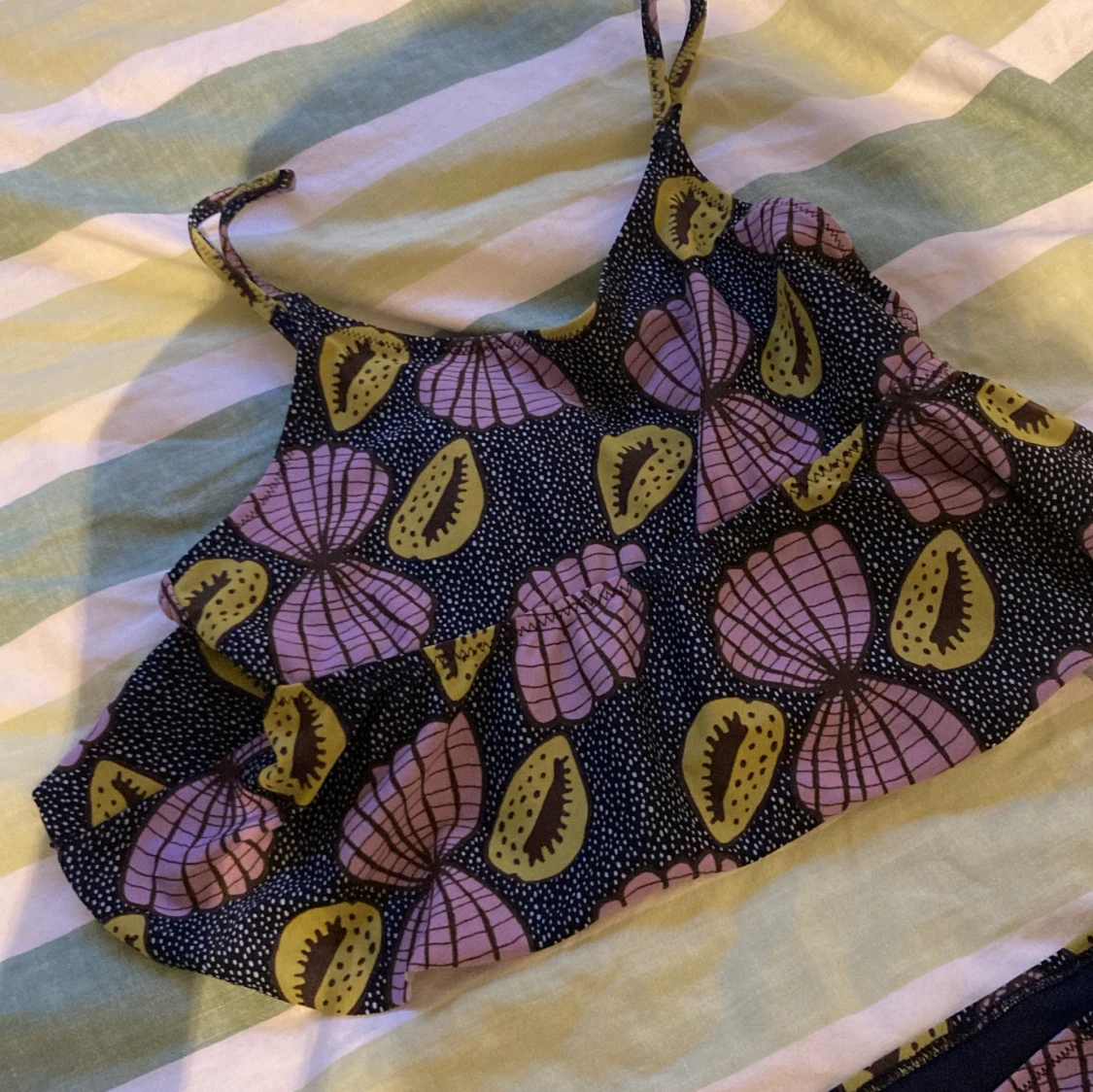 Mönstrad bikini från Lindex - 91