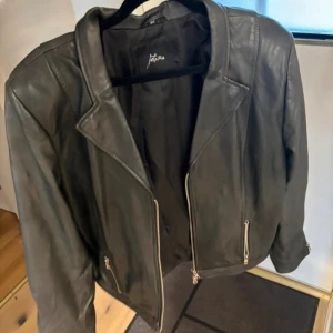 Bikerjacka - Används tyvärr inte