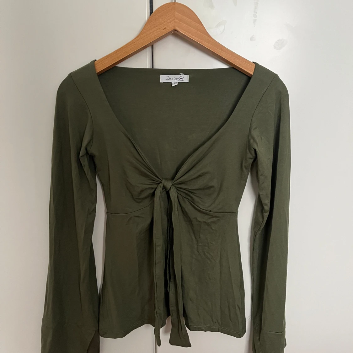 Blus med knytning - 90