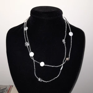 Superfint halsband  - Helt nytt. Hör gärna av dig vid frågor eller funderingar 