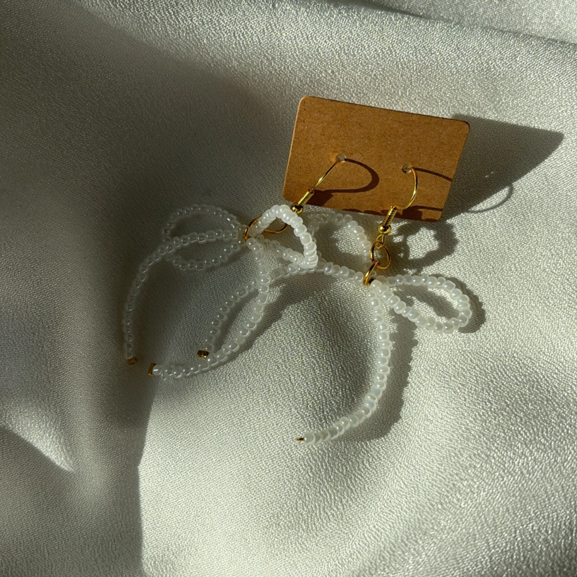 Handgjorda örhängen 🤍 - 90