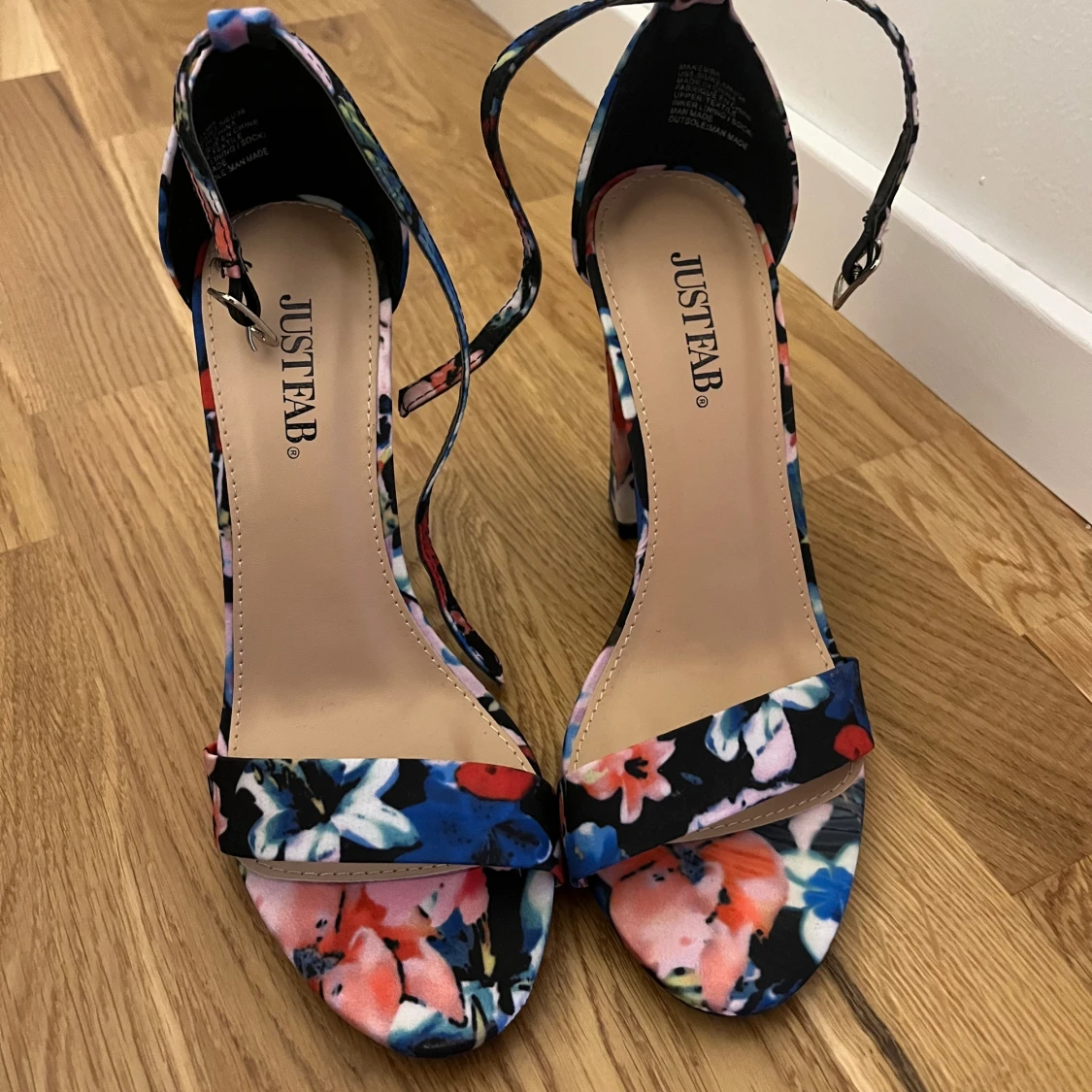 Klackar blommiga - 90