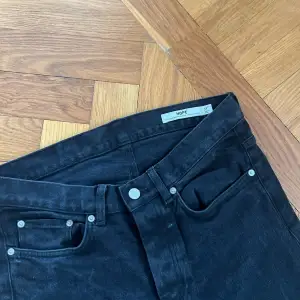 Svarta hope jeans, aldrig använda! Storlek 31