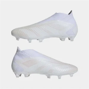 Adidas predator - Säljer för att de inte satt bra på mig  Använda typ 5 träningar  Nypris ca 2800kr Skriv till mig privat för mer bilder