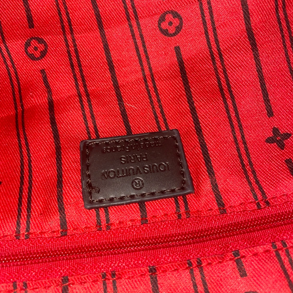 Lv väska äkta - 91