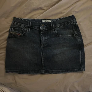 Diesel jeans kjol - Kort diesel jeans kjol i storlek S