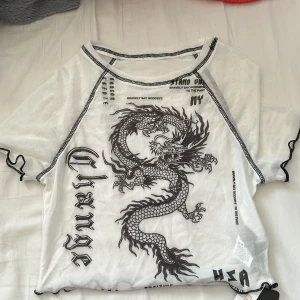 Crop top - Crop top i storlek S ej använt och har prislappen kvar på