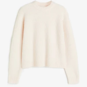 Hm stickad tröja - Superfin nästan aldrig använd stickad tröja ifrån hm, super skön💗