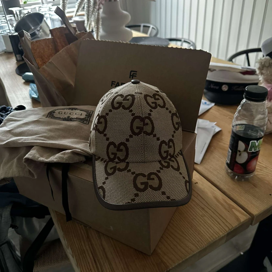 Gucci keps ”äkta” - 90