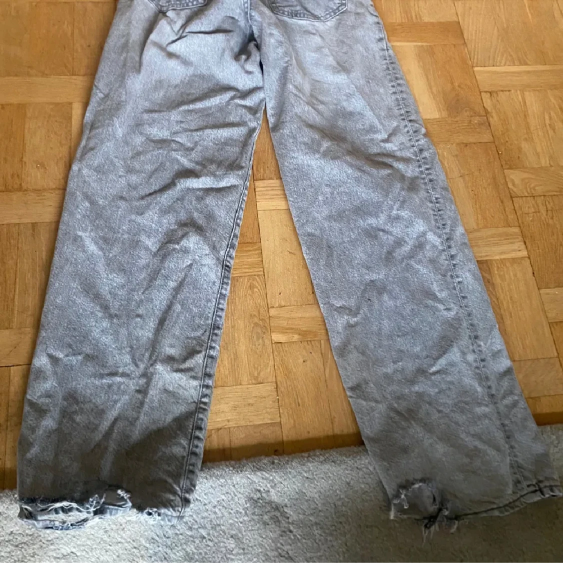 Gråa jeans - 90