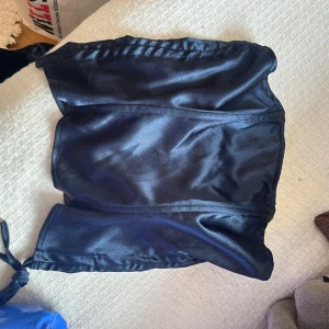 Korsett - Korsett topp - satin