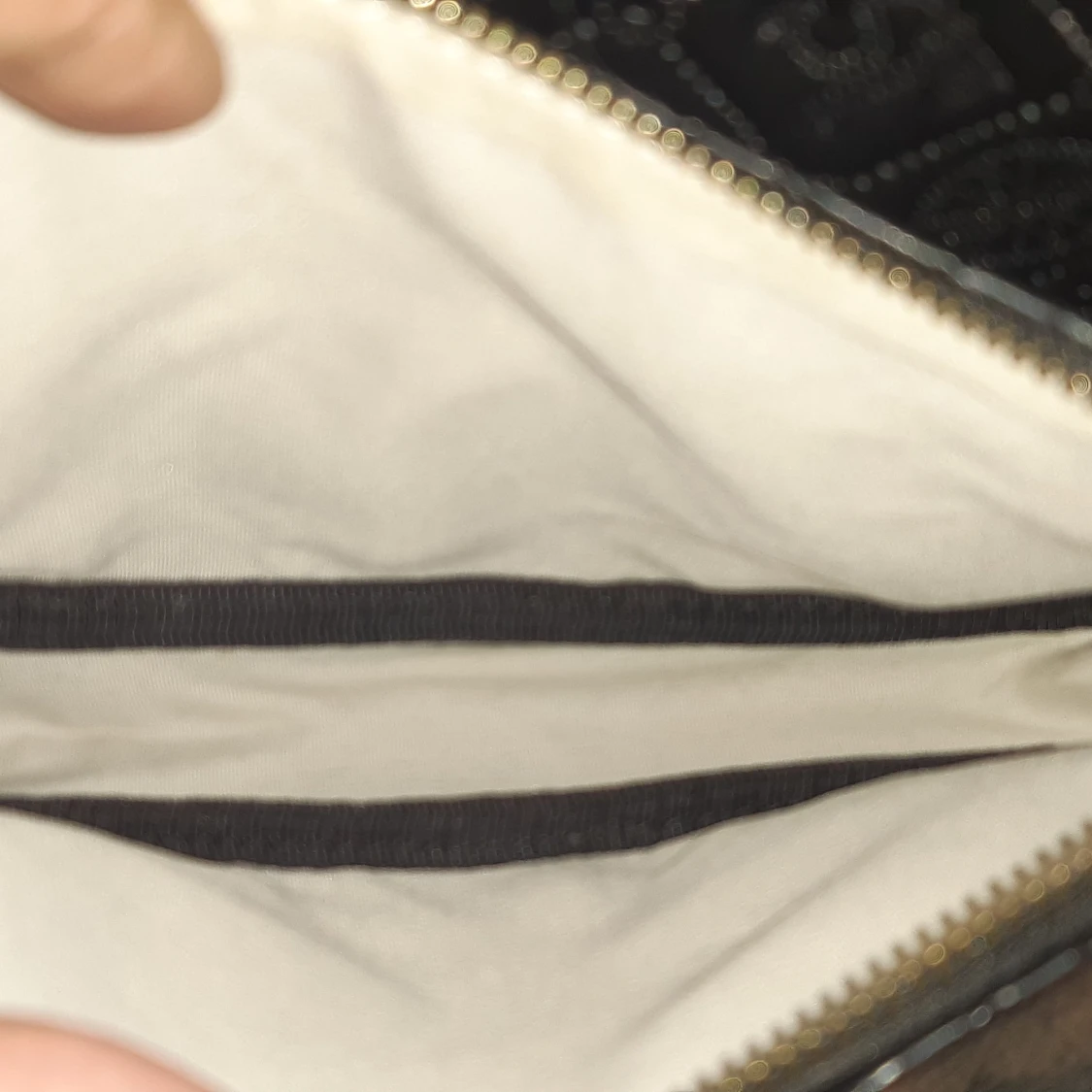 Axelremsväska  - 91