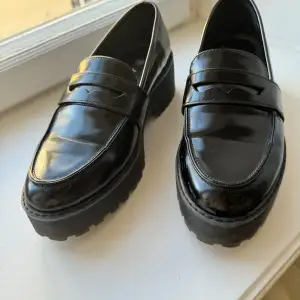 Chunky loafers from Monki i storlek 38 