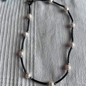 Halsband med Sötvattenpärlor 