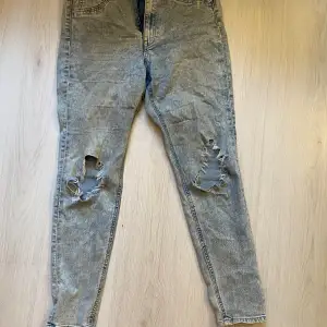 Blåa Skinny jeans med hål i