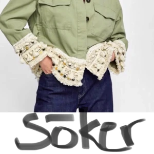 Söker grön Zara jacka - Hej jag söker denna gröna zara jacka❤️ skriv ifall du har och vill sälja så diskuterar vi pris😍