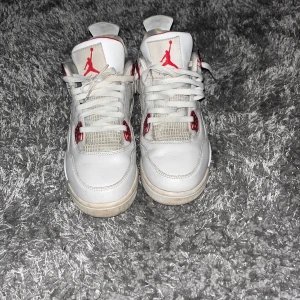 Jordan 4 metallic gold  - 🤝