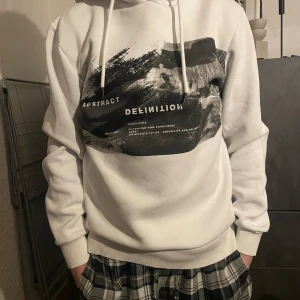 Jack and Jones  - Kanon skick som ny. 