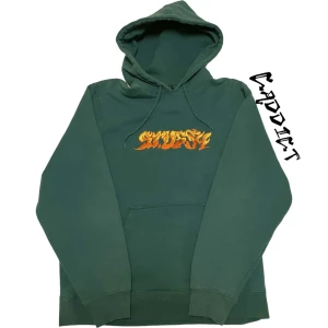 Stussy Hoodie  - - Fin Stussy hoodie i bra skick - Storleken Medium men sitter lite som Large - Färgen Grön - Tveka inte att ställa frågor om plagget 