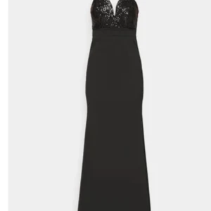 Balklänning - ”Festklänning” från Wal G, helt oanvänd och prislappen sitter kvar. Säljer då den är för thigt för mig och orkade aldrig skicka tillbaka den 😄