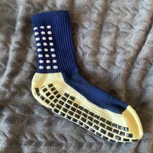 Gripsocks fotbollsstrumpor - 10/10 skick klibbet på greppet är kvar jättebra kvalite och bra grepp