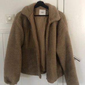 Jacka 🤎 - Jacka från vero moda 🤎 