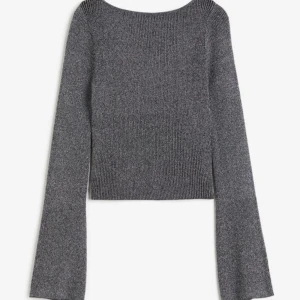 Tröja - Grå ribbstickad glittrig tröja! Använd 2 gånger. Skriv för bild på etc☀️🫶🏻