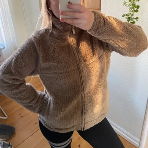 Pilejacka - Super skön pilejacka från lager 157. Perfekt till våren🤎🌸